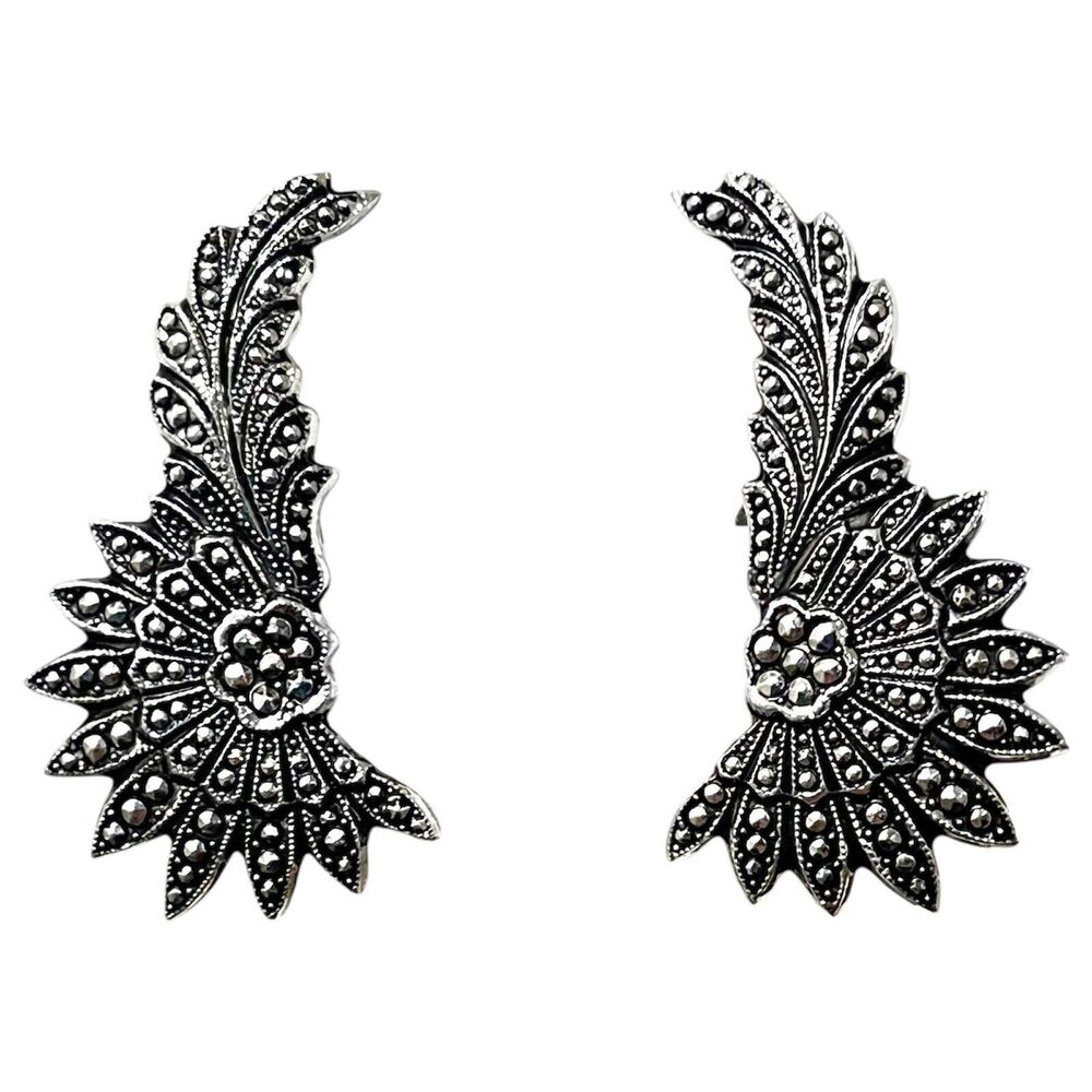 Vintage Clip On Earrings, Made in W. Germany, Silvertone, Feather Look, Must See